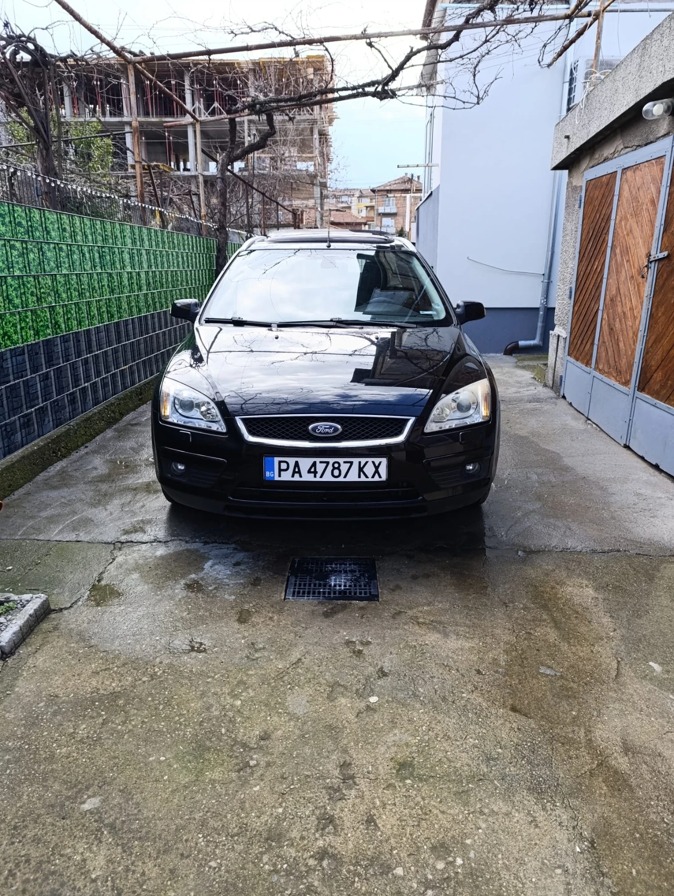 Ford Focus Ghia 2.0i GAS | Mobile.bg � ����������� 1