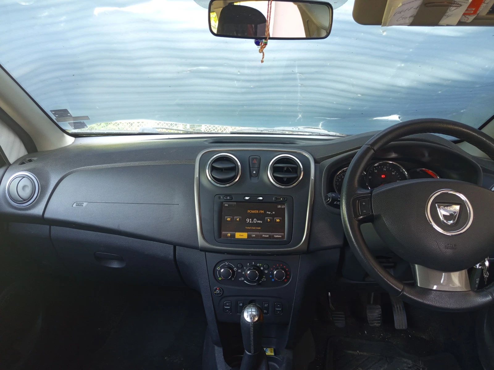 Dacia Logan 0.9tce 90k.c газ-бензин, снимка 7 - Автомобили и джипове - 53755406