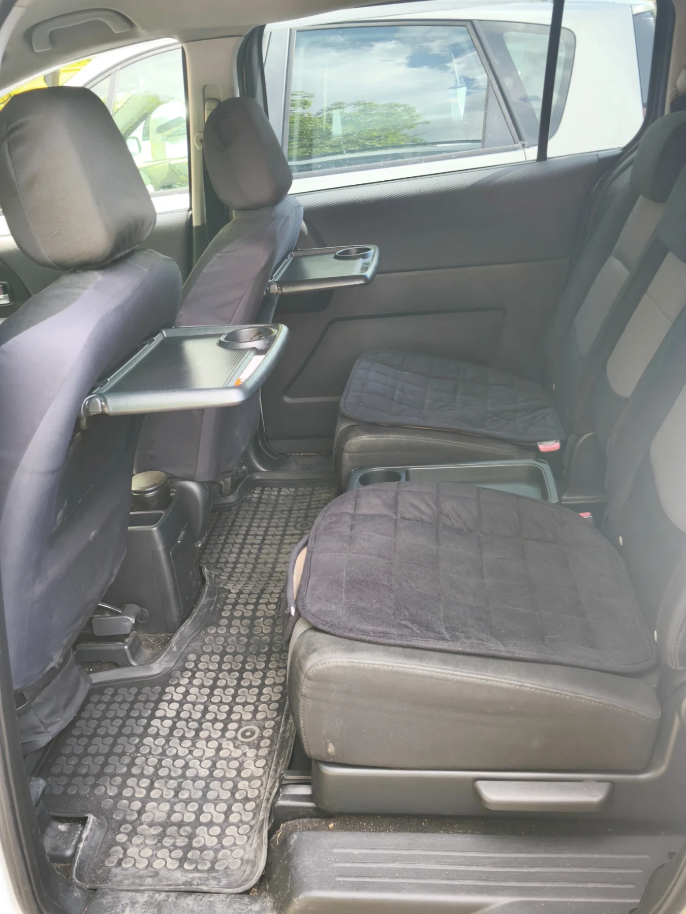 Mazda 5, снимка 14 - Автомобили и джипове - 54595618