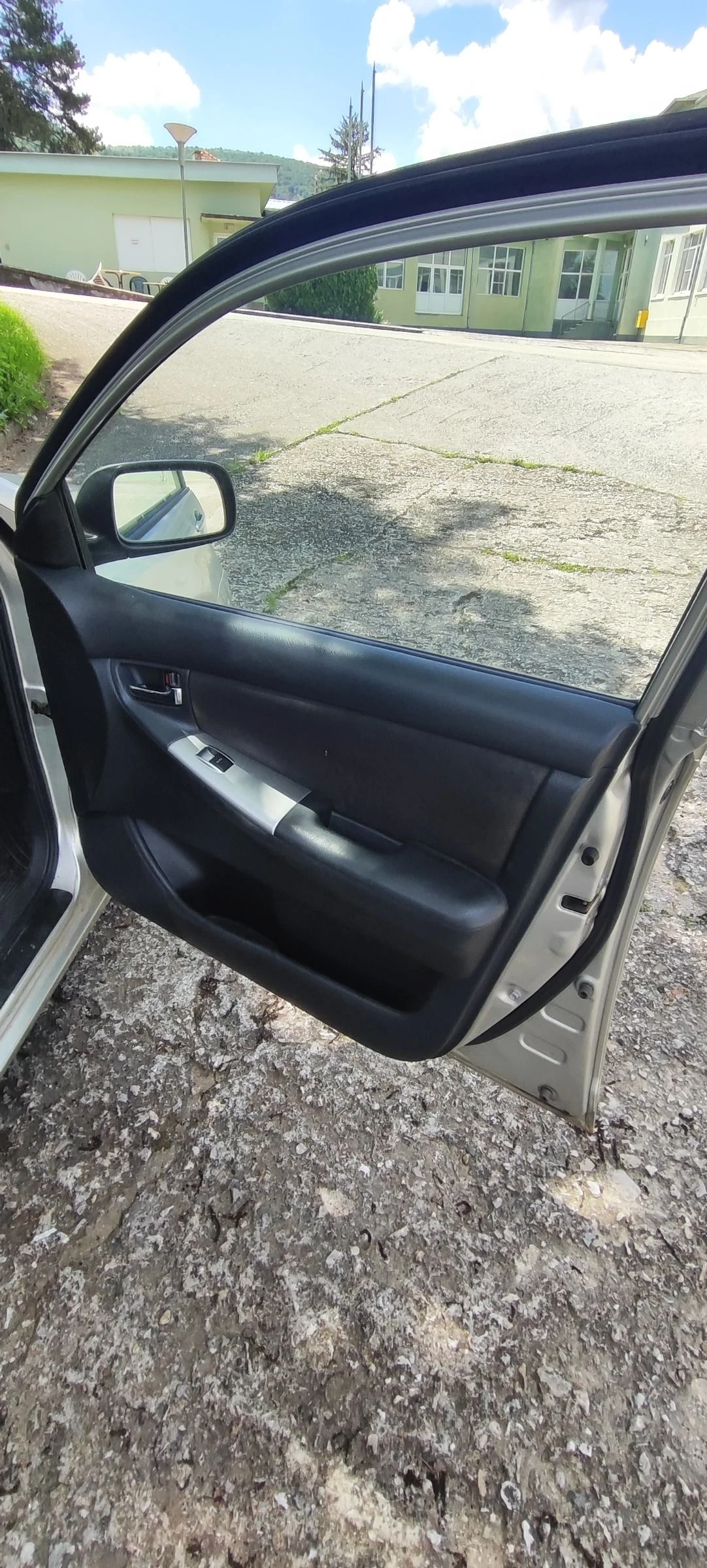 Toyota Corolla 1.4D4D, снимка 16 - Автомобили и джипове - 54667717