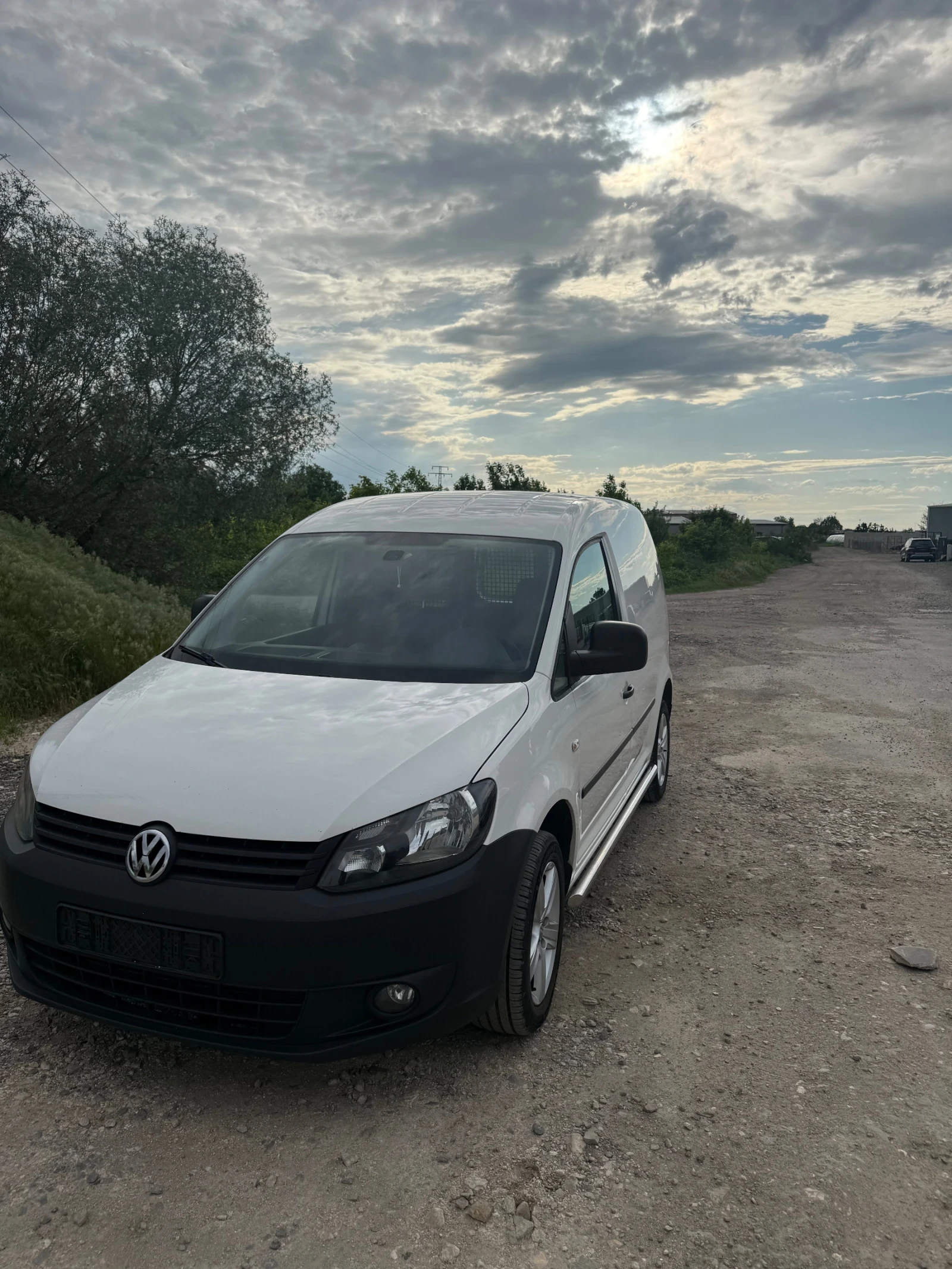 VW Caddy, снимка 2 - Автомобили и джипове - 54742843
