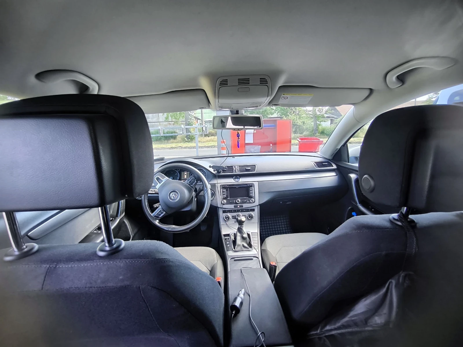VW Passat Variant 2.0 TDI, 140, снимка 11 - Автомобили и джипове - 54826257
