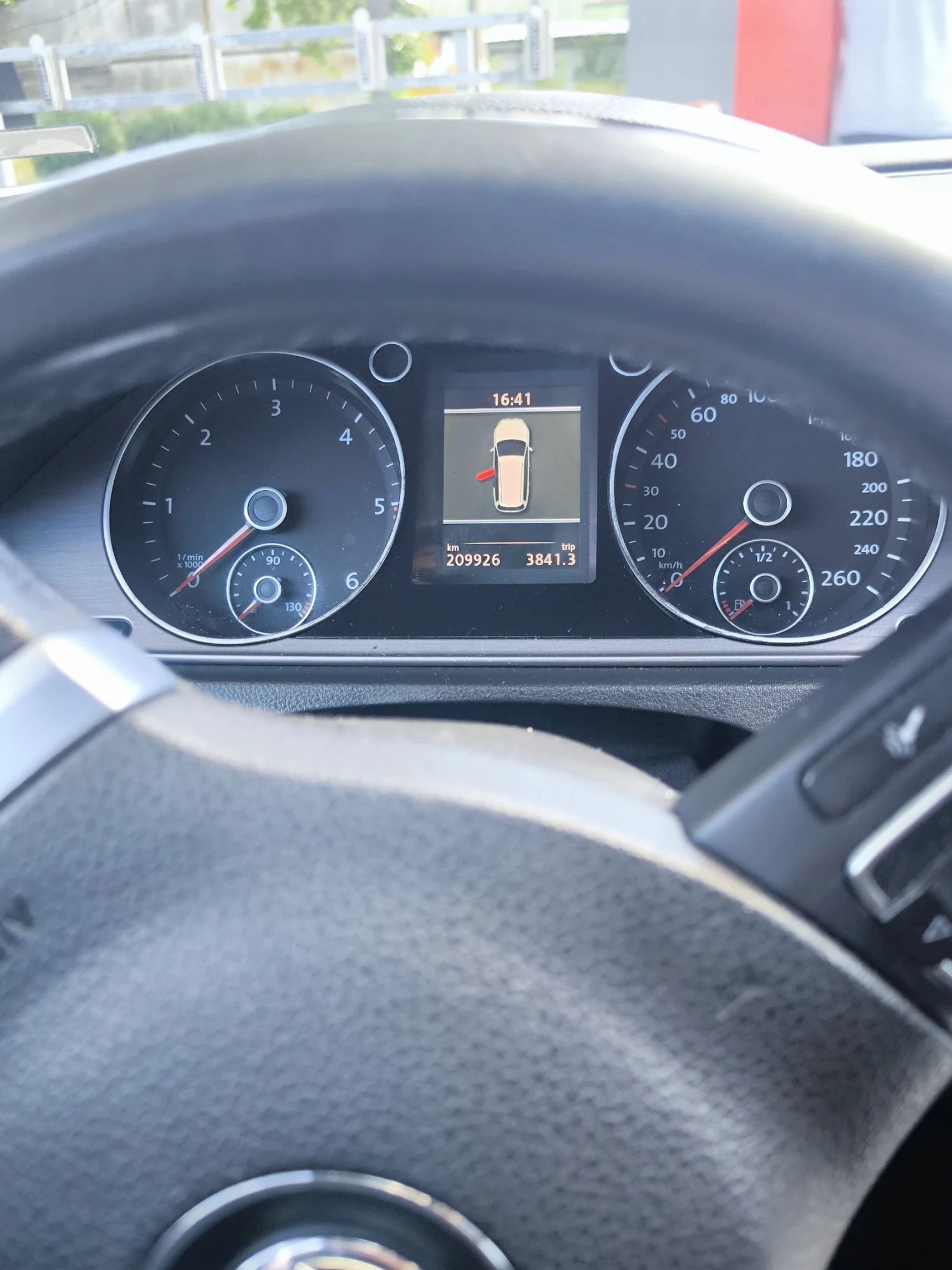 VW Passat Variant 2.0 TDI, 140, снимка 8 - Автомобили и джипове - 54826257