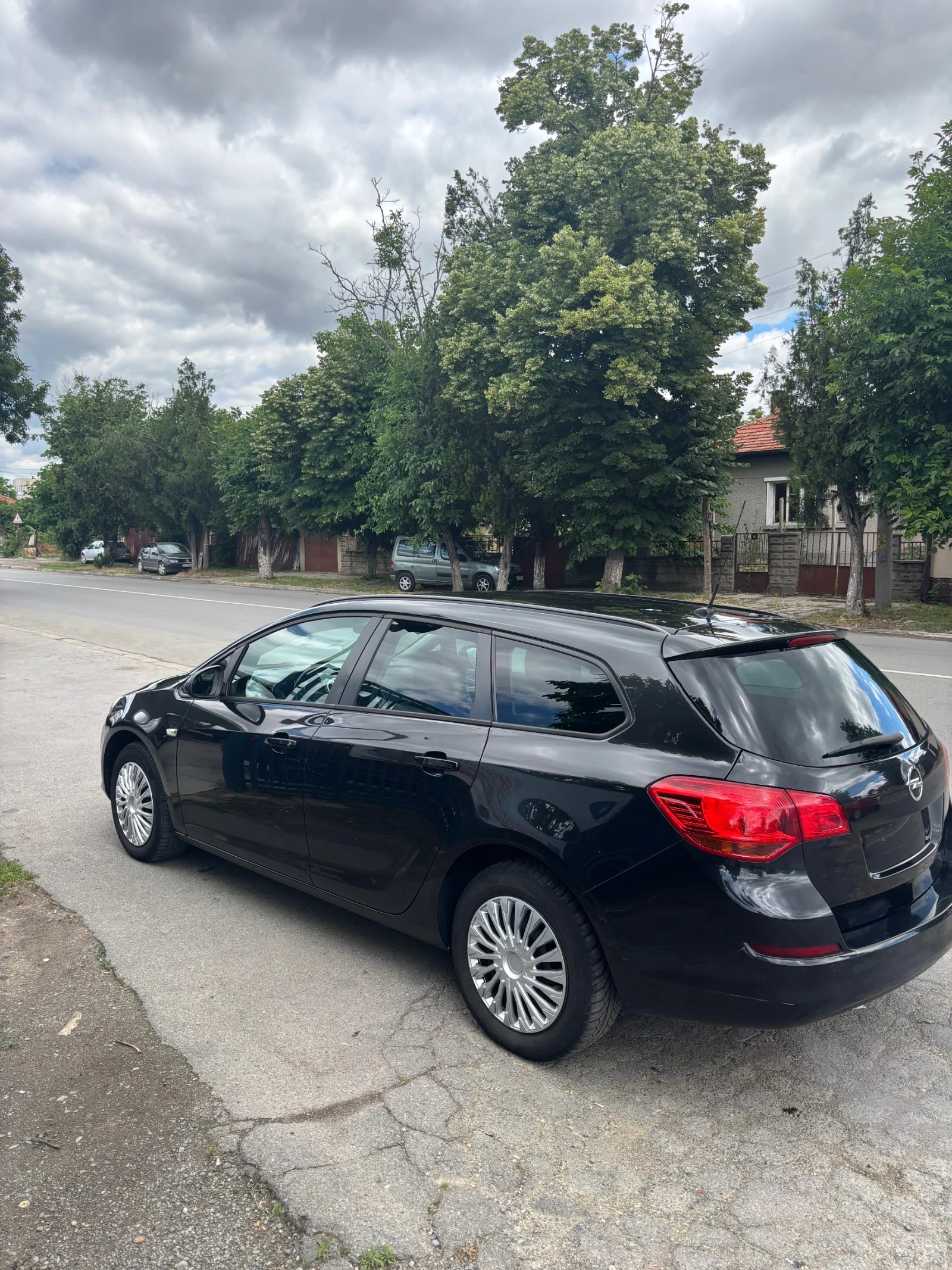 Opel Astra, снимка 3 - Автомобили и джипове - 55164661