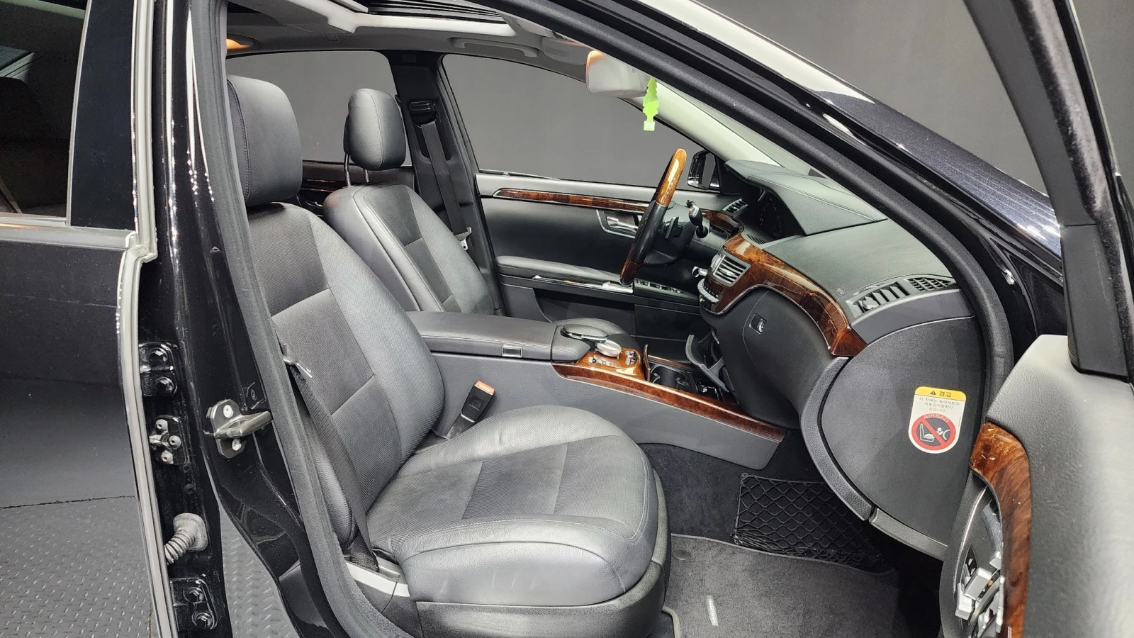 Mercedes-Benz S 350  ВЪЗДУХ / ОБДУХВАНЕ / МАСАЖИ / , снимка 16 - Автомобили и джипове - 55395083