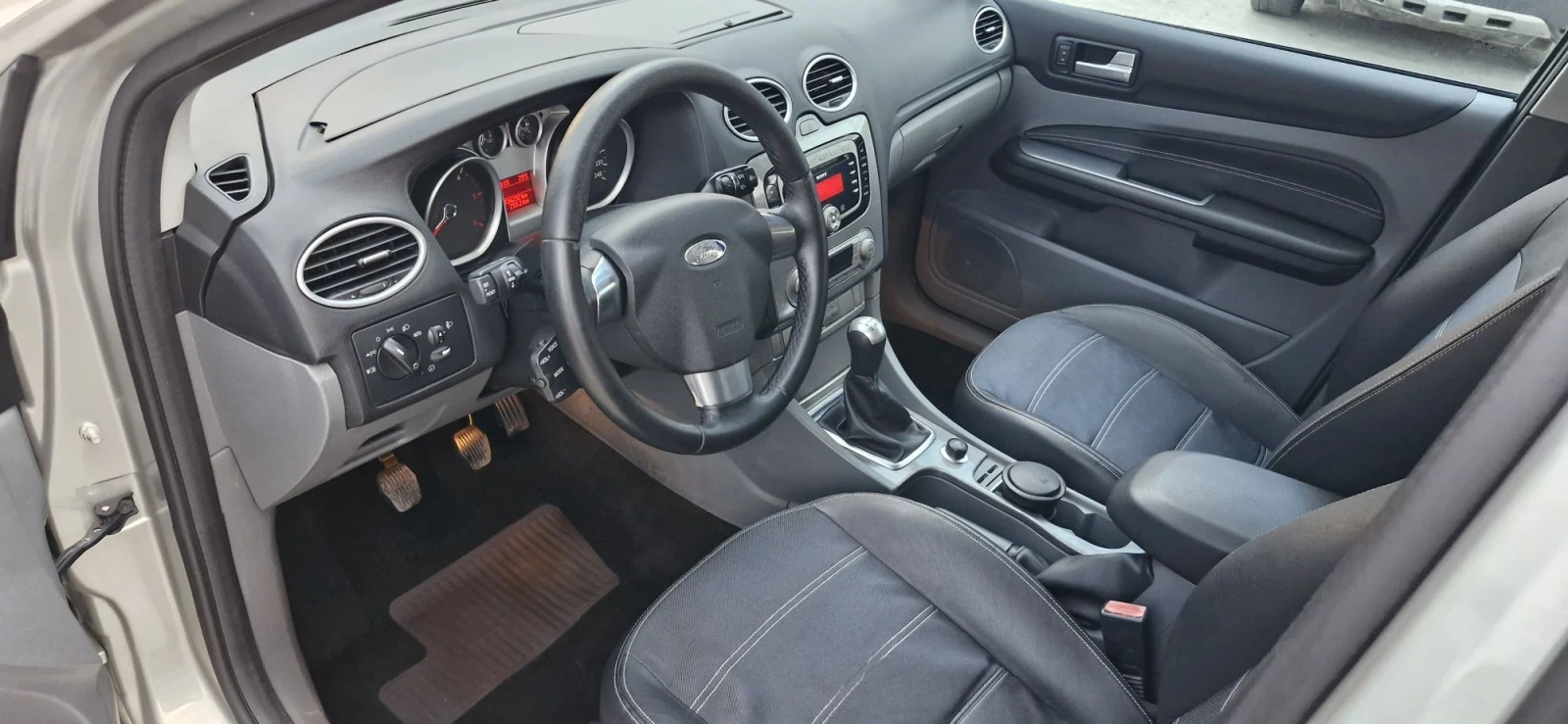 Ford Focus 1.6tdci 109hp 156000км, снимка 12 - Автомобили и джипове - 55904764