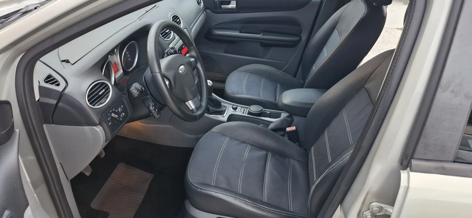 Ford Focus 1.6tdci 109hp 156000км, снимка 13 - Автомобили и джипове - 55904764