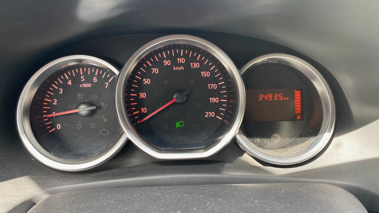 Dacia Logan N1, снимка 10 - Автомобили и джипове - 56424839