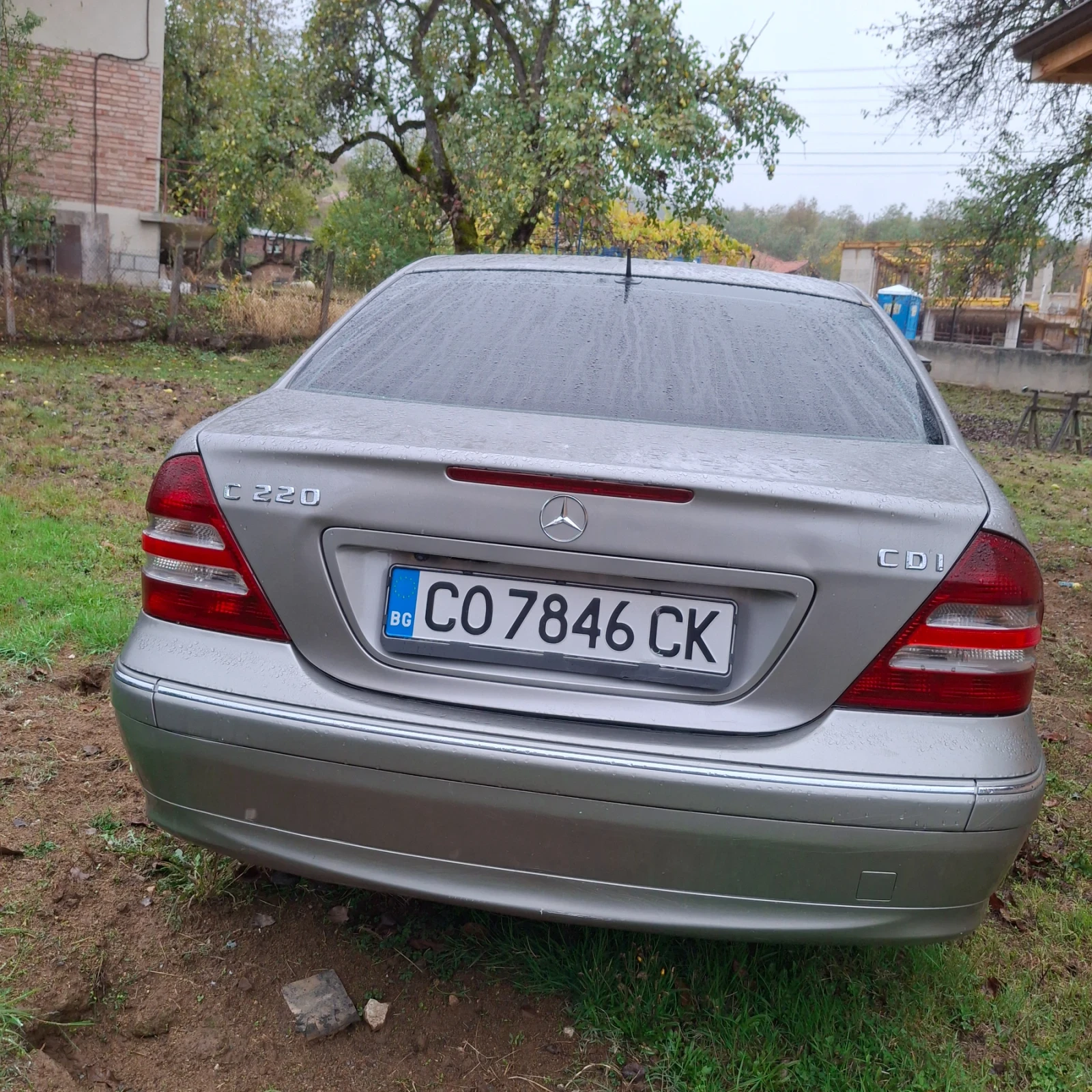 Mercedes-Benz C 220, снимка 5 - Автомобили и джипове - 56709042