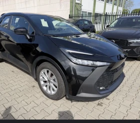 Toyota C-HR 1, 8 Hybrid= 9000km= Гаранция, снимка 3