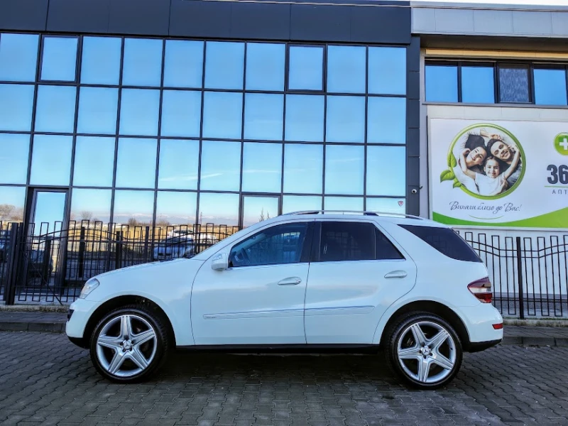 Mercedes-Benz ML 320 * AMG* PREMIUM* FACELIFT, снимка 6 - Автомобили и джипове - 48611059