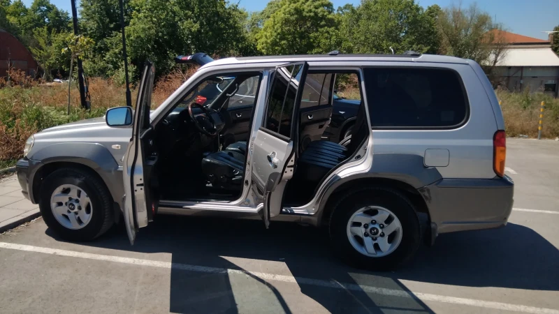 Hyundai Terracan, снимка 6 - Автомобили и джипове - 50211557