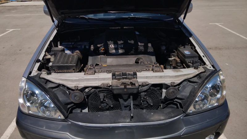 Hyundai Terracan, снимка 2 - Автомобили и джипове - 50211557