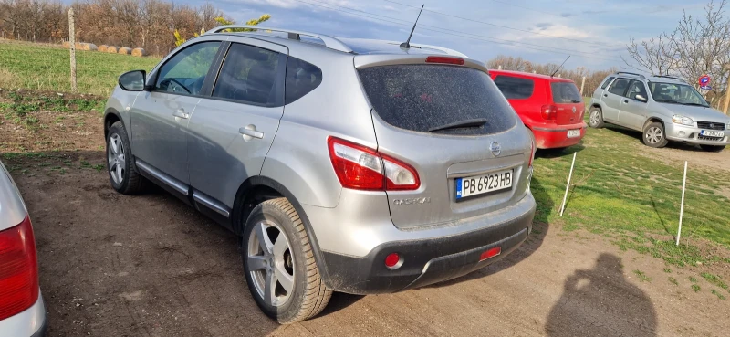 Nissan Qashqai 4, снимка 2 - Автомобили и джипове - 52795612