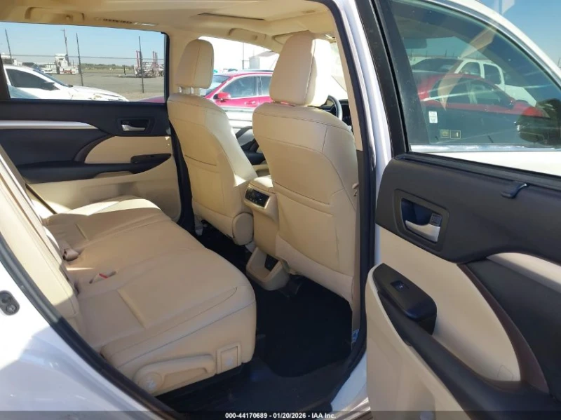 Toyota Highlander 3.5l Xle V6, снимка 8 - Автомобили и джипове - 53585191