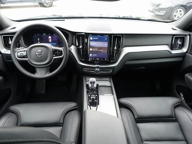 Volvo XC60 Black Edition Plus T8 AWD - изображение 8