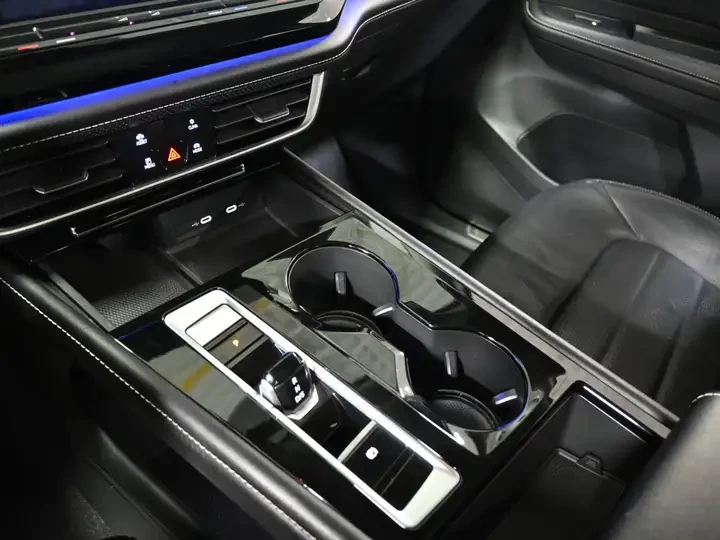 VW Atlas Highline * Harman/Kardon * CARFAX *  | Mobile.bg � ����������� 15