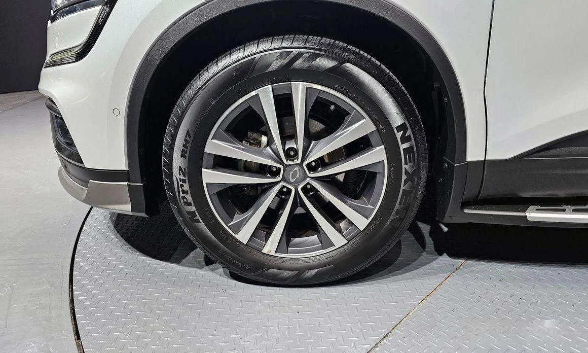 Renault Koleos 2.0 LPe LE 2WD  * НАЙ-ДОБРА ЦЕНА В БЪЛГАРИЯ*  - изображение 5