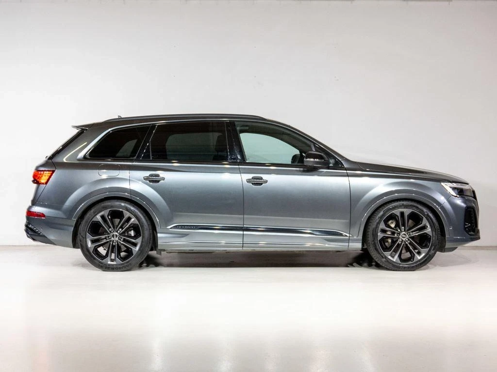 Audi Q7 50TDI* QUATTRO* EDITION* ПАНО* 7-МЕСТЕН* ГАРАНЦИЯ - изображение 6