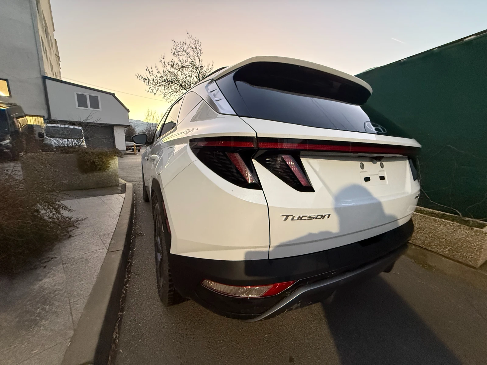 Hyundai Tucson HYBRID HITRAC 4x4 PREMIUM ОБДУХВАНЕ ПАНОРАМА - изображение 3