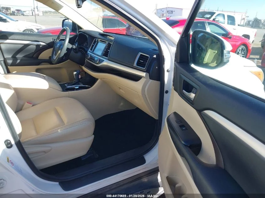 Toyota Highlander 3.5l Xle V6 - изображение 5