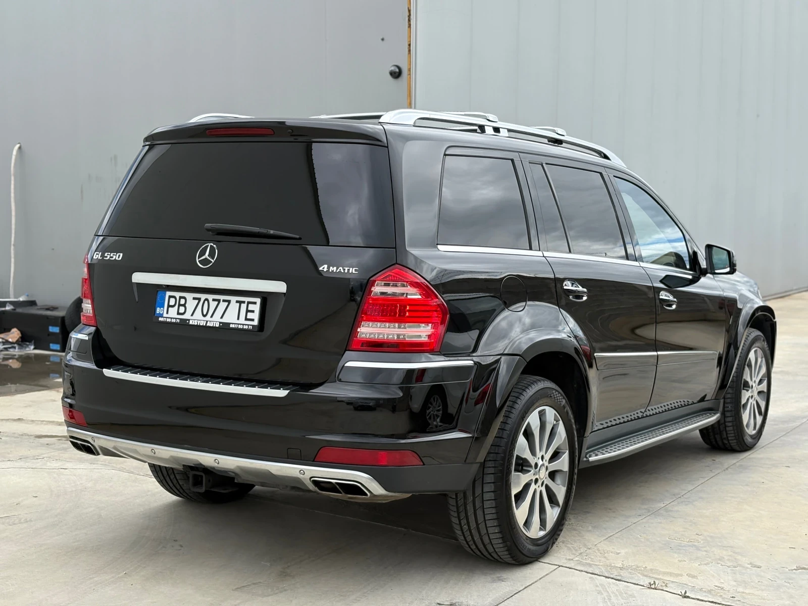 Mercedes-Benz GL 550 550 AMG* 4matic* Обдухване* TV* Keyless* 7G, снимка 5 - Автомобили и джипове - 54580954