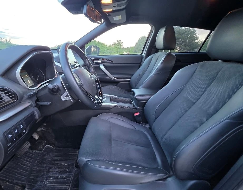 Mitsubishi Eclipse Cross PHEV Топ Състояние, снимка 8 - Автомобили и джипове - 54814381