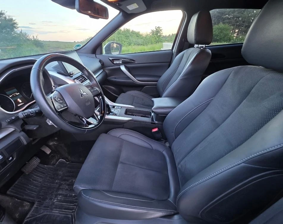 Mitsubishi Eclipse Cross PHEV Топ Състояние, снимка 7 - Автомобили и джипове - 54814381