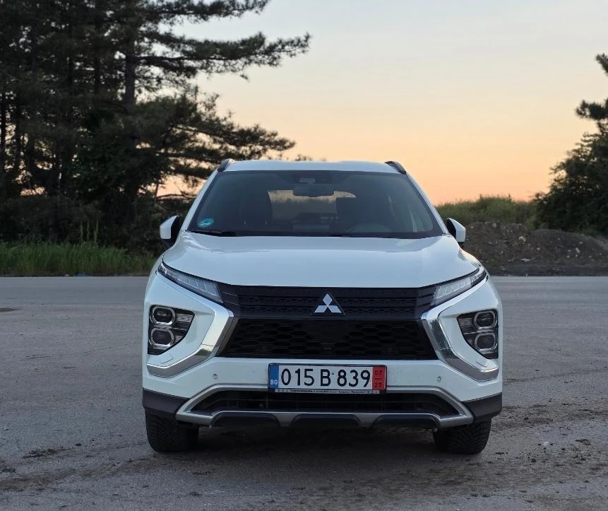 Mitsubishi Eclipse Cross PHEV Топ Състояние, снимка 5 - Автомобили и джипове - 54814381