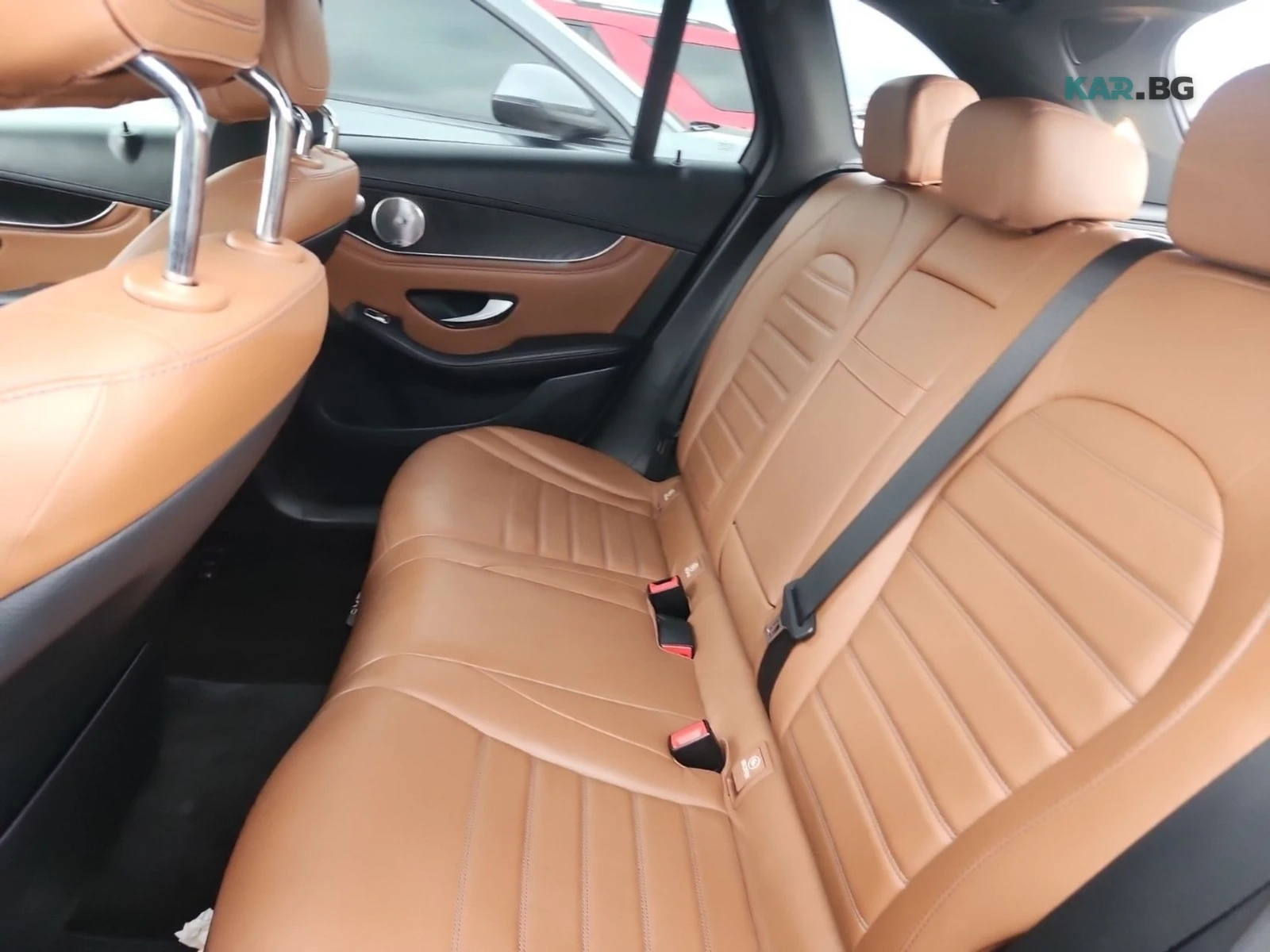Mercedes-Benz GLC 43 AMG 4matic Автокредит Цена до България, снимка 9 - Автомобили и джипове - 54958181