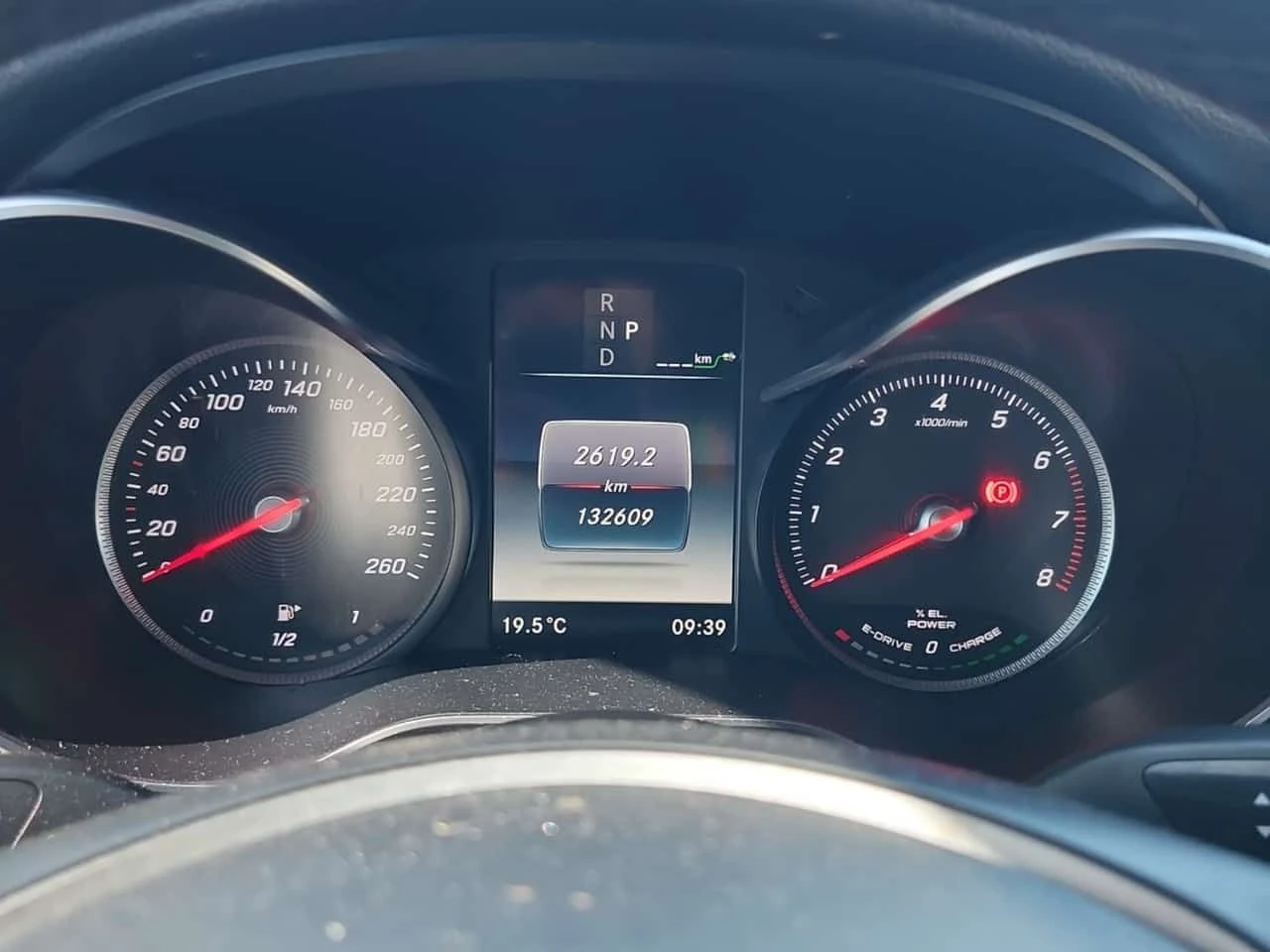 Mercedes-Benz GLC 350 * 350E / 360 / ОБДУХВАНЕ / DISTRONIC / MEMORY , снимка 10 - Автомобили и джипове - 55435285