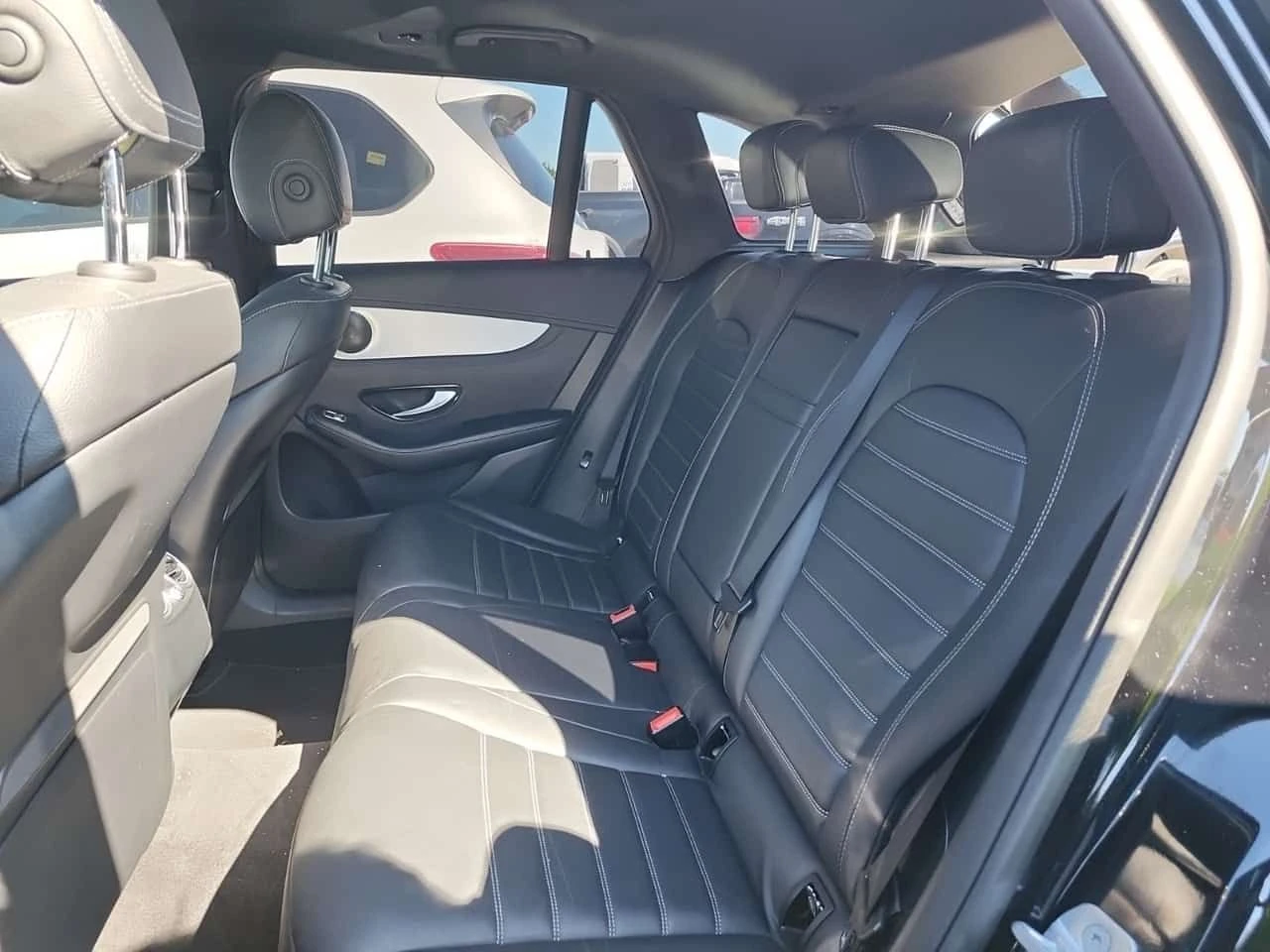 Mercedes-Benz GLC 350 * 350E / 360 / ОБДУХВАНЕ / DISTRONIC / MEMORY , снимка 12 - Автомобили и джипове - 55435285