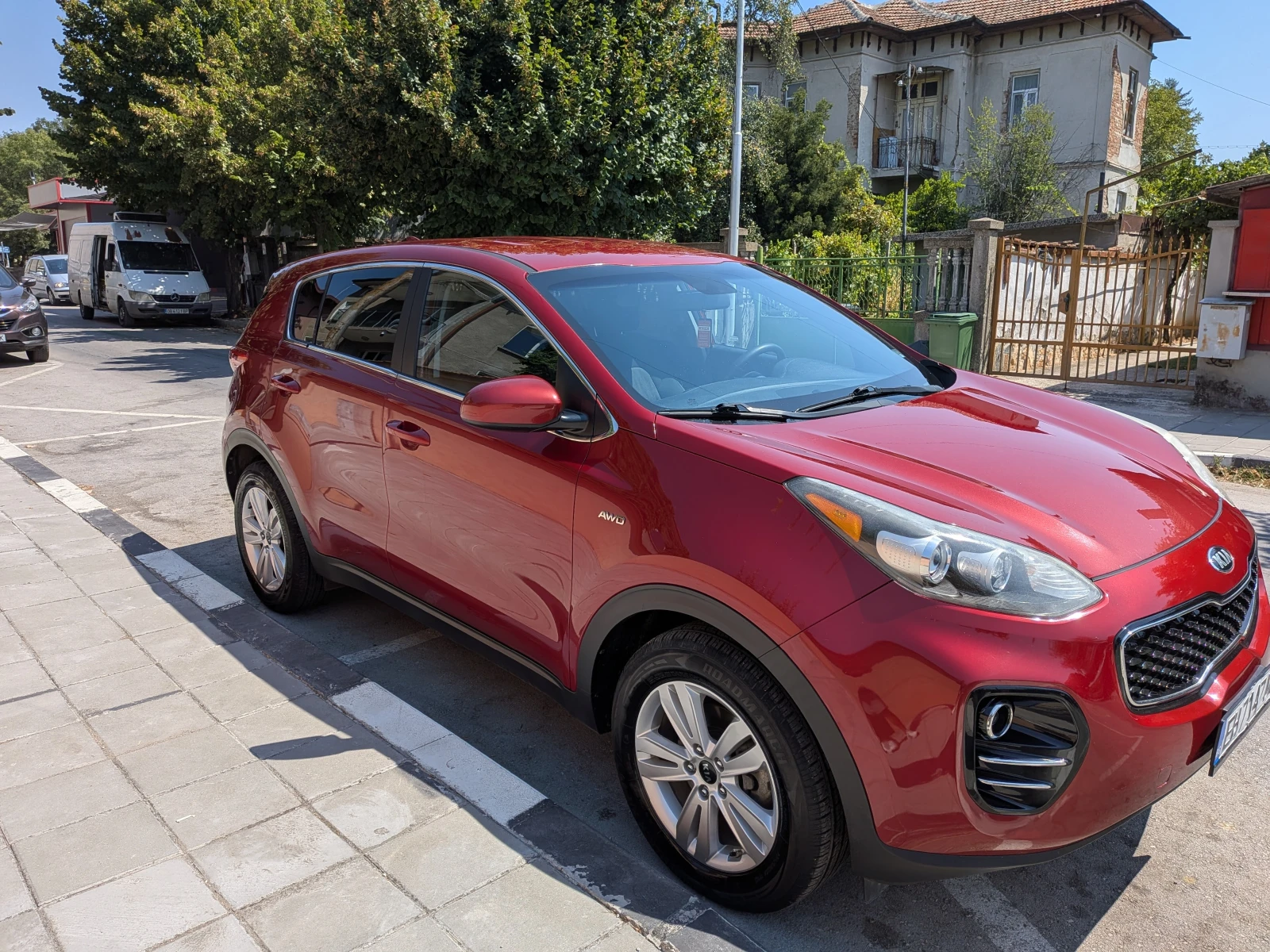 Kia Sportage LX, снимка 2 - Автомобили и джипове - 55792572