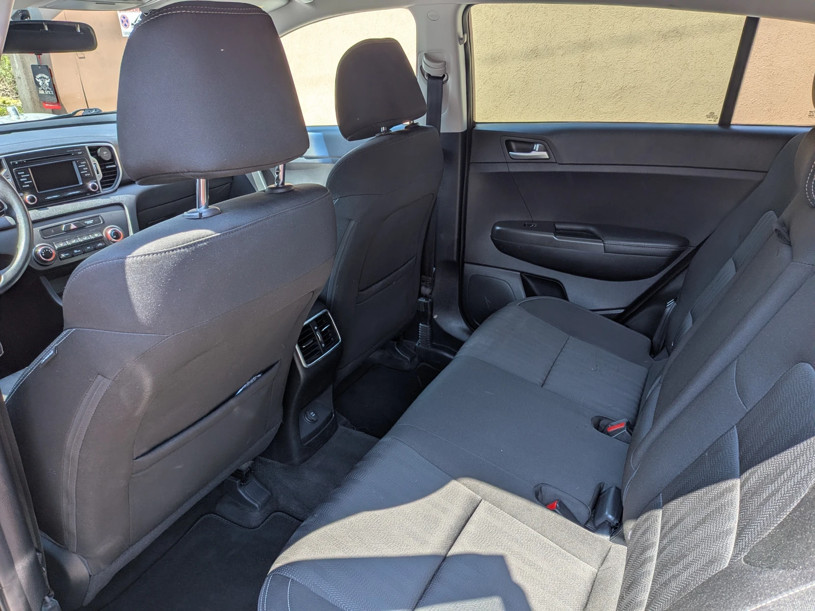 Kia Sportage LX, снимка 7 - Автомобили и джипове - 55792572