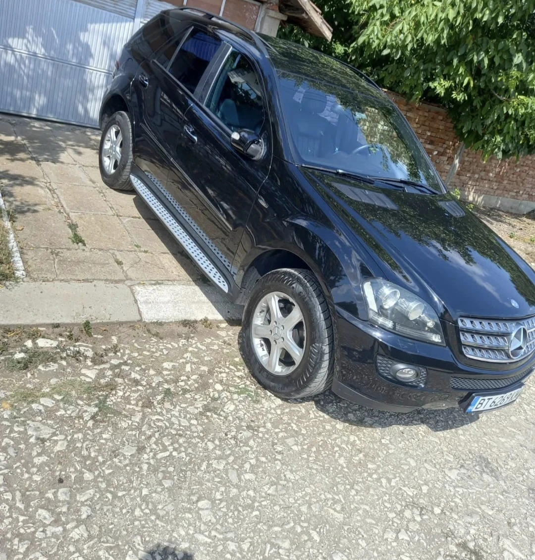 Mercedes-Benz ML 320, снимка 6 - Автомобили и джипове - 56245910