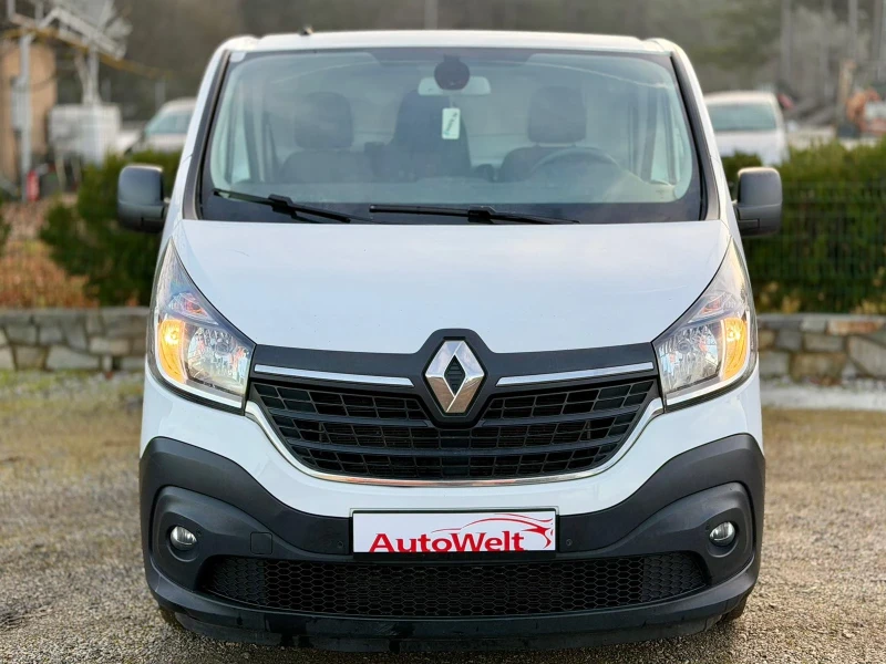 Renault Trafic 20 170кс автоматик, снимка 3 - Бусове и автобуси - 52853530