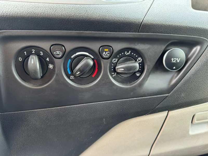 Ford Transit Custom, снимка 12 - Бусове и автобуси - 53324819