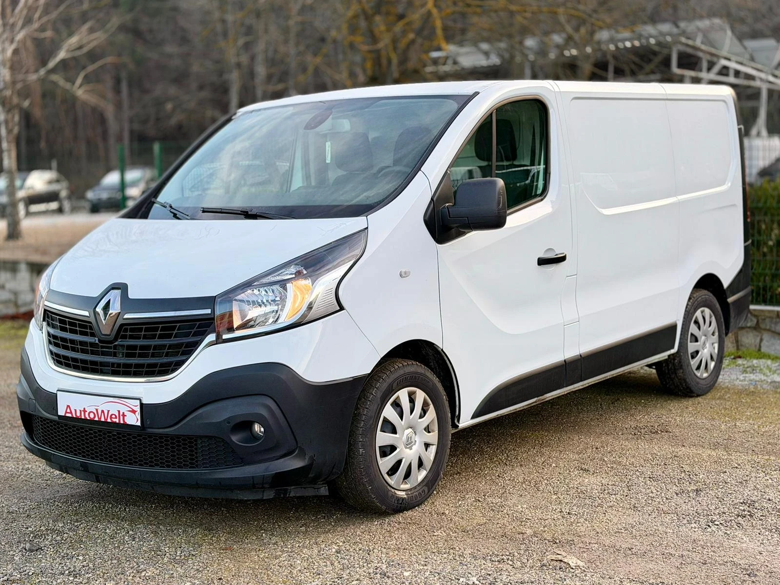 Renault Trafic 20 170кс автоматик - изображение 2