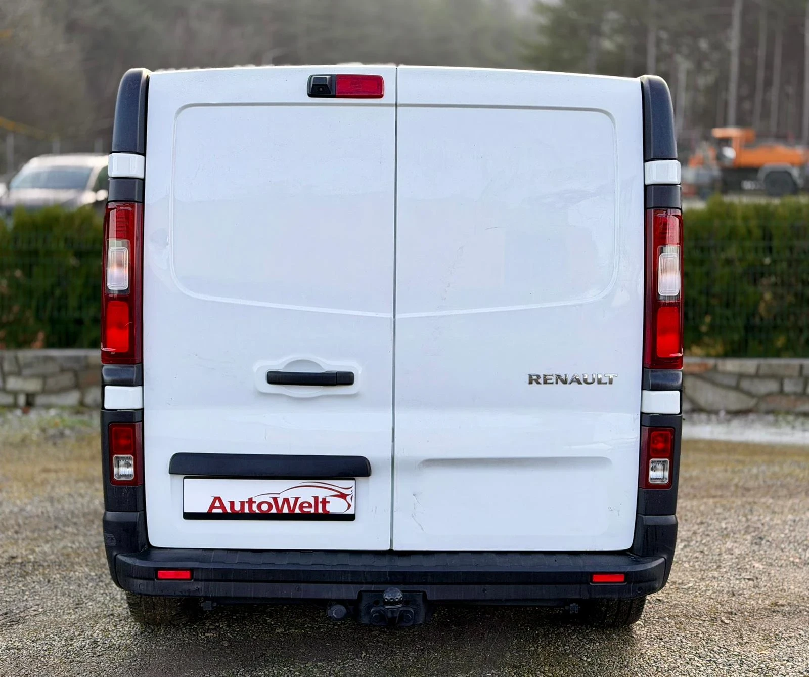 Renault Trafic 20 170кс автоматик - изображение 7