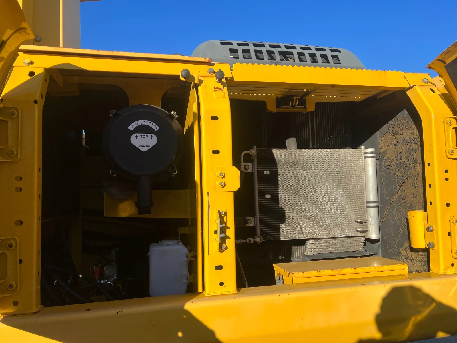  Komatsu PC 210 MH-8 | Mobile.bg   16