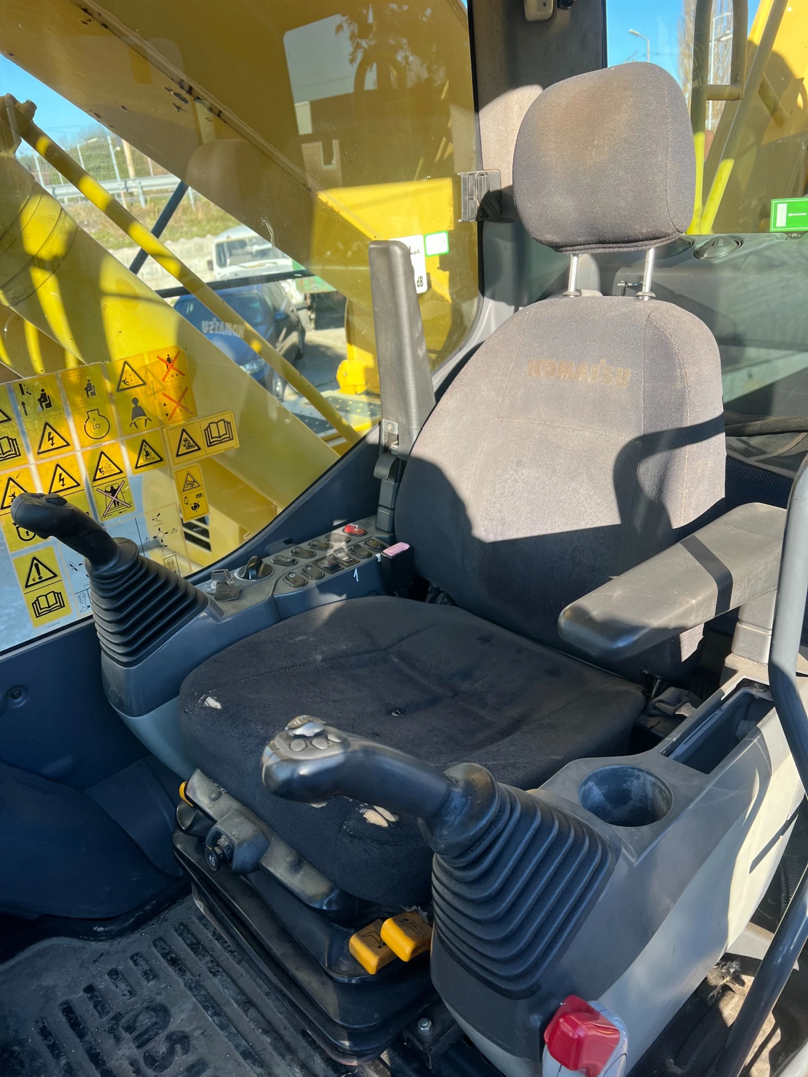  Komatsu PC 210 MH-8 | Mobile.bg   12