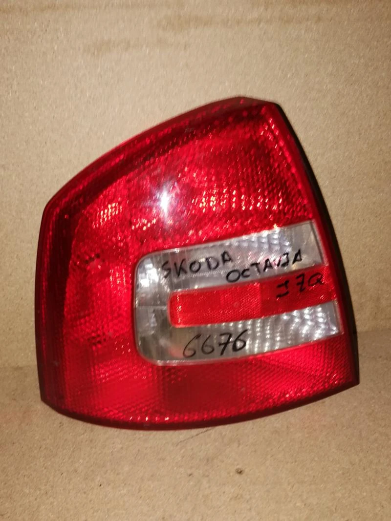 Стоп Skoda Octavia 04-08г., снимка 1 - Части - 39839056