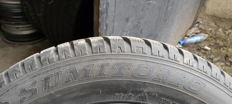 Гуми Зимни 225/55R16, снимка 6 - Гуми и джанти - 32284214