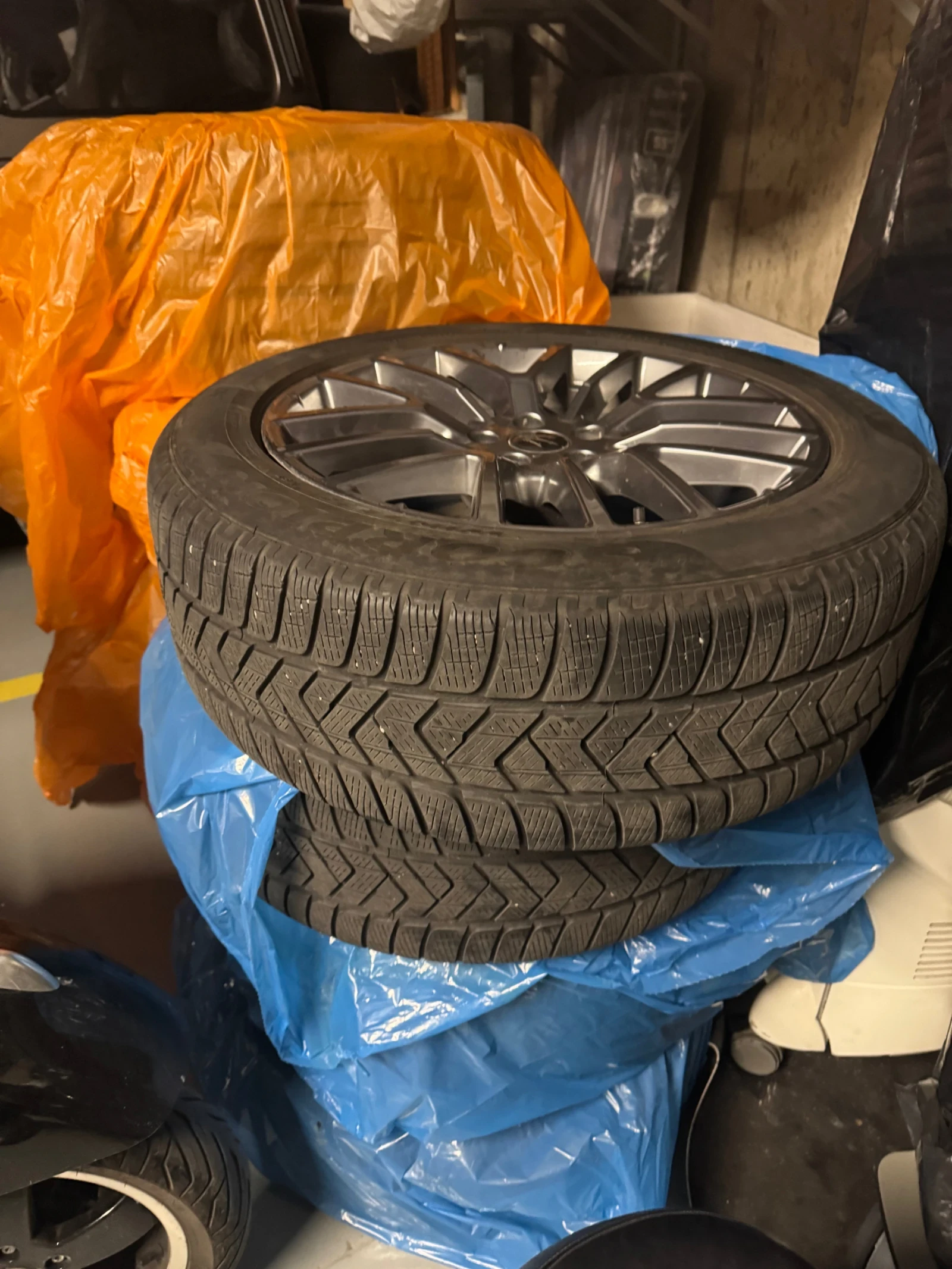 ���� � ������ 235/55R19 �� Maserati Grecale | Mobile.bg � ����������� 1