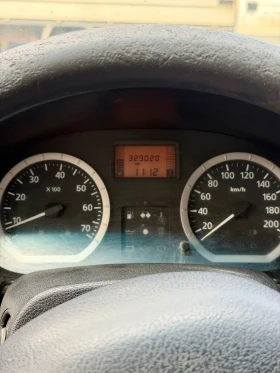 Dacia Logan 1.5 dCi 7 места, снимка 6