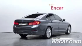 BMW 530 i Luxury Plus, АВТОКРЕДИТ, ЦЕНА до БГ, снимка 2