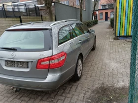 Mercedes-Benz E 200, снимка 4