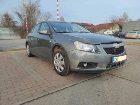 Chevrolet Cruze 1.8, 141кс, ГАЗ, снимка 3