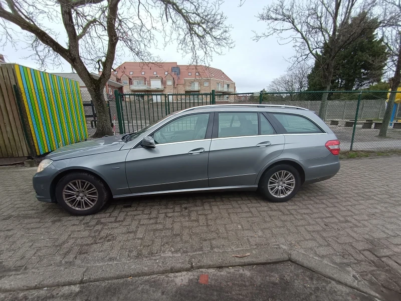 Mercedes-Benz E 200, снимка 7 - Автомобили и джипове - 47241075