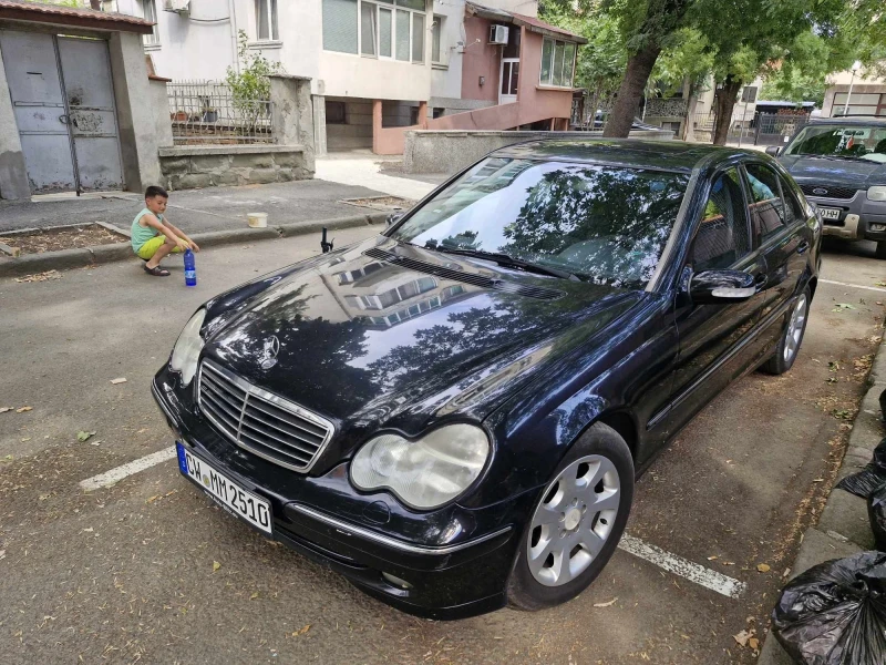 Mercedes-Benz C 200 Compressor , снимка 3 - Автомобили и джипове - 47549250